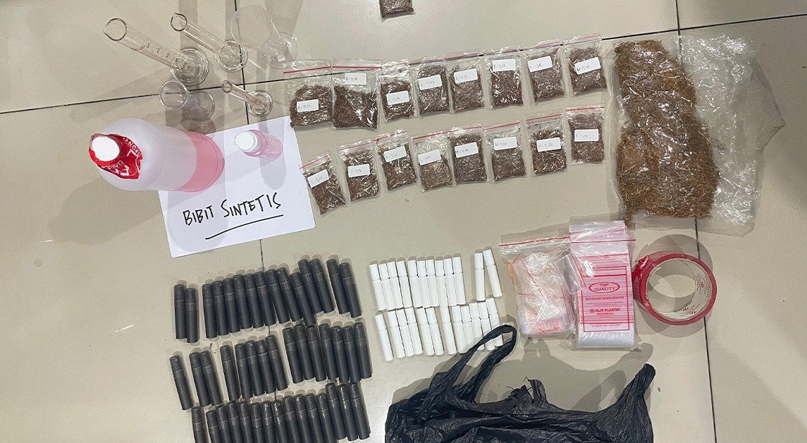 Blogger Polri Media : Polda Metro bongkar lab ilegal tembakau sintesis di Jakarta Barat